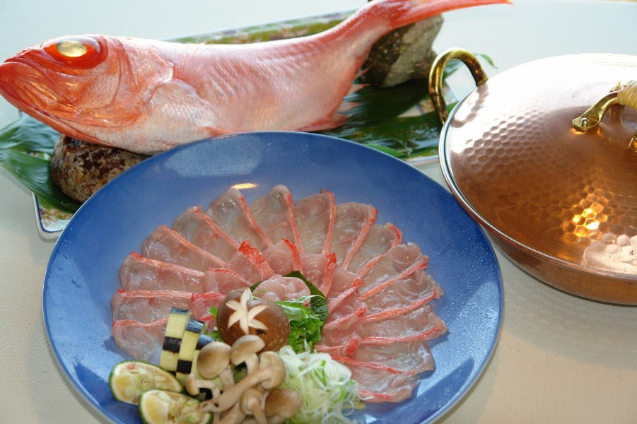 伊豆下田港産、金目鯛しゃぶしゃぶ、かぶと付き